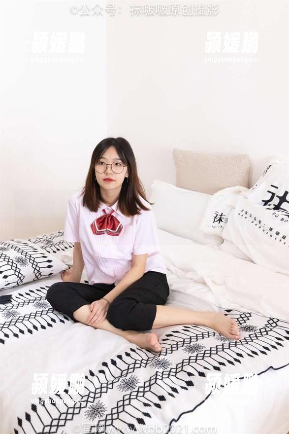 BoBoSocks袜啵啵-小甜豆 BoBoSocks袜啵啵 - 小甜豆薄白丝合集:让你惊喜又捧腹,绝对看完不想走!