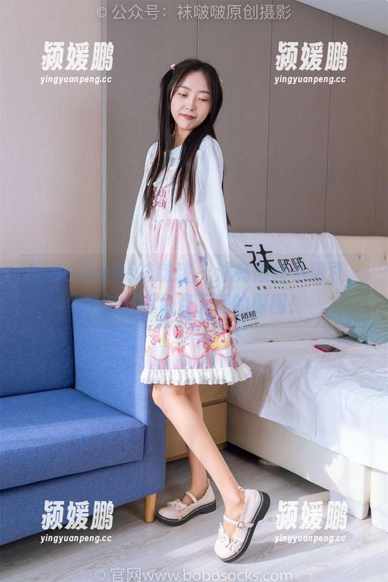 BoBoSocks袜啵啵 - 油亮黑丝小甜豆，绝对值得免费下载的原图！