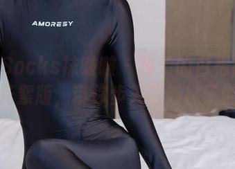 BoBoSocks袜啵啵 – 稚予的白棉袜：写真集花絮版，带你步入奇妙袜子世界！