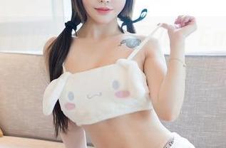 Feilin嗲囡囡 – 图包找到了，Emily尹菲的和服！小心看醉了，别人可是一直在盯着你哦！