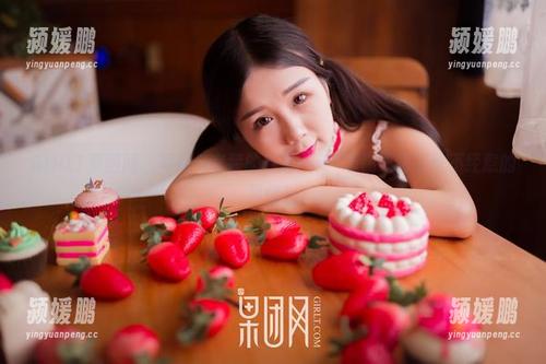 GIRLT果团网 - 写真与套装的碰撞：龚玥菲图集里那些不经意的风情！