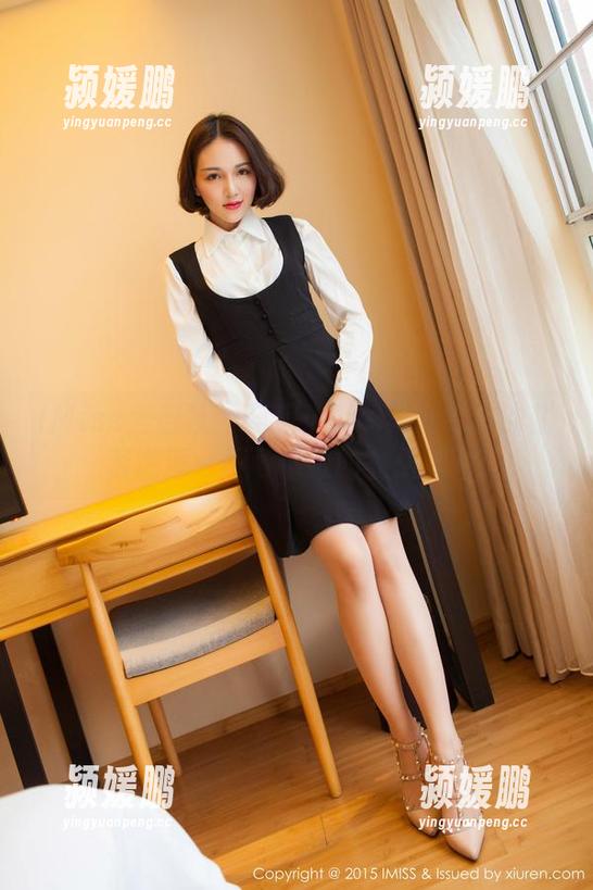 IMiss爱蜜社-萌琪琪Irene IMiss爱蜜社 - 萌琪琪Irene与毛衣的甜蜜邂逅:不可错过的免费照片!