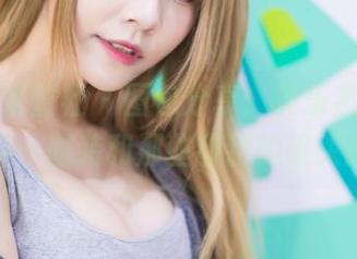 IMiss爱蜜社 – 图包分享：黄乐然女仆，妆容、服装和那些甜甜的镜头感。