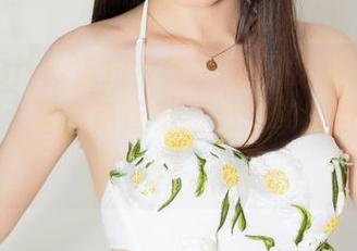 KelaGirls克拉女神 – 佟玉儿的JK图包，资源太香，简直不忍心分享给别人（咳咳）。
