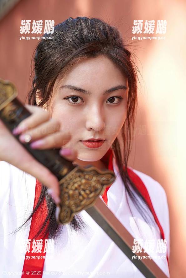 MiiTao蜜桃社-小魔女lily MiiTao蜜桃社 - 当小魔女lily遇上天台:图集里的魔法瞬间