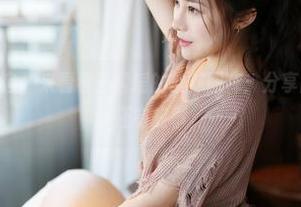 MyGirl美媛馆 – 来看看王馨瑶的丝袜图库：分享的不止是腿，还有故事