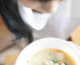 ROSI黑色蕾丝套图分享：当纯洁邂逅诱惑，你准备好了吗？