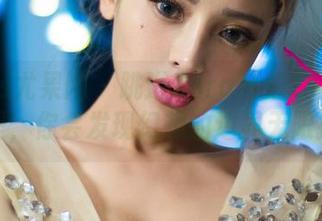 UGirls尤果网 – 跳进Zora若拉JK的美图资源里，你会发现幻想的边界无限扩张。