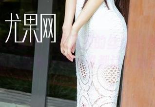 UGirls尤果网 – 齐贝贝的丝袜私房合集：细腻到每一根纤维都让人心动