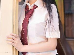 Xiuren秀人网 – Elise谭晓彤的温柔写真全集：偶尔也用原图撩一下，大家不要害羞哦！