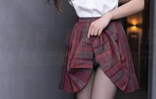 Xiuren秀人网 – 最新礼服！夏甜甜的原图让人怀疑我的审美到底在干嘛？
