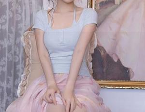 Xiuren秀人网 – 小肉肉咪：看我女友的美图合集，绝对惊艳！