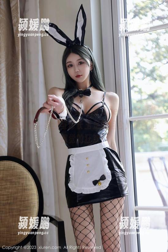 Xiuren秀人网 - 绯月樱-Cherry写真集更新啦！黑丝与修长玉足的组合，简直是视觉的狂欢！