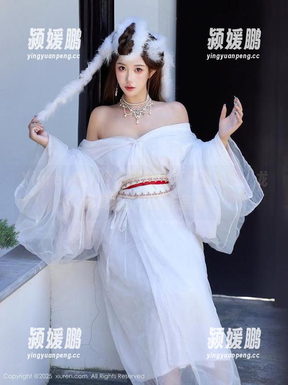 Xiuren秀人网-龙泽美曦 Xiuren秀人网 - 透明,不只是视觉:龙泽美曦的惊艳作品集