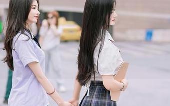 YouMi尤蜜荟 – 妲己_Toxic的短裤写真全集：清凉，诱惑，立即把心带走！