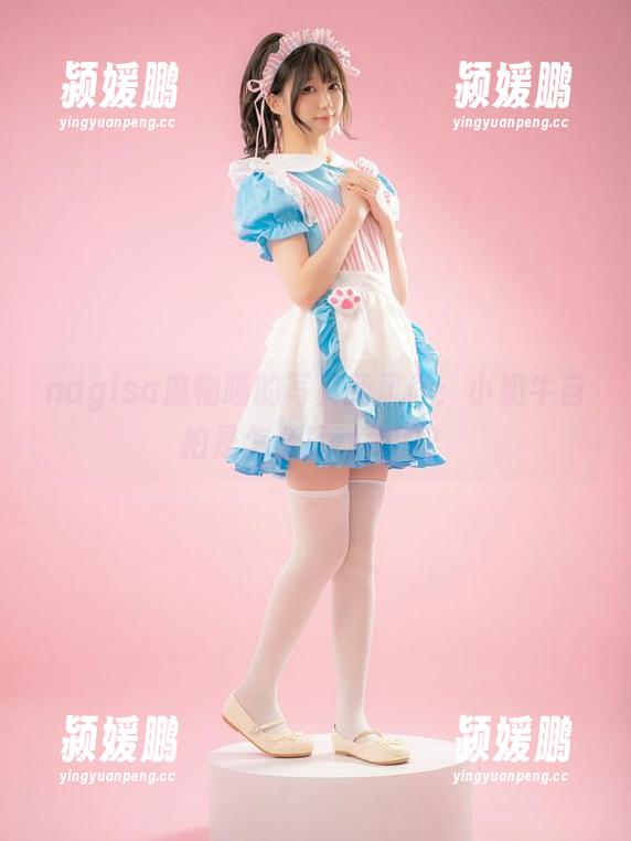 nagisa魔物喵 nagisa魔物喵的写真新风尚:小奶牛自拍是怎么打动我的?