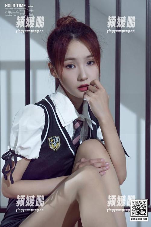 丽柜-甜甜 丽柜 - 甜甜的办公室写真集:你绝对不知道她在琐碎工作中藏了多少小惊喜,下载来瞧瞧!