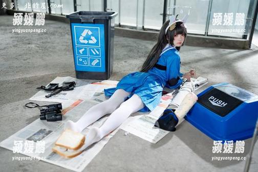 妃咲美图合集：九柒喵带你穿越碧蓝档案，看看她如何在水里变魔术！