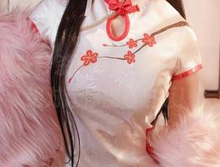 凉凉子那些秒杀我审美的高清美脚作品，绝对让你流连忘返！