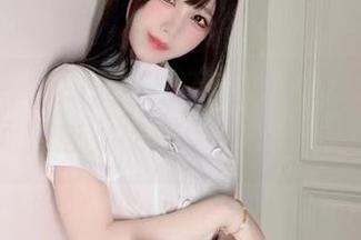微密圈 – 男朋友看十万口草莓粥粥的美图，瞬间变成女朋友，女孩力量无敌！