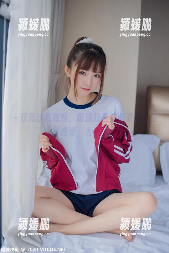 一双黑丝高跟鞋，喵糖映画美图更新！这种感觉，太妙了！