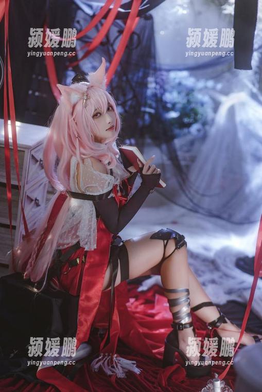 深度解码：宫本桜短裙写真套图，谁能抵挡的魅力？