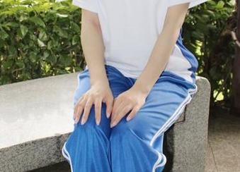 小众视觉 – 谁说短裤不能有福利？思思姐的图包反转你的认知！