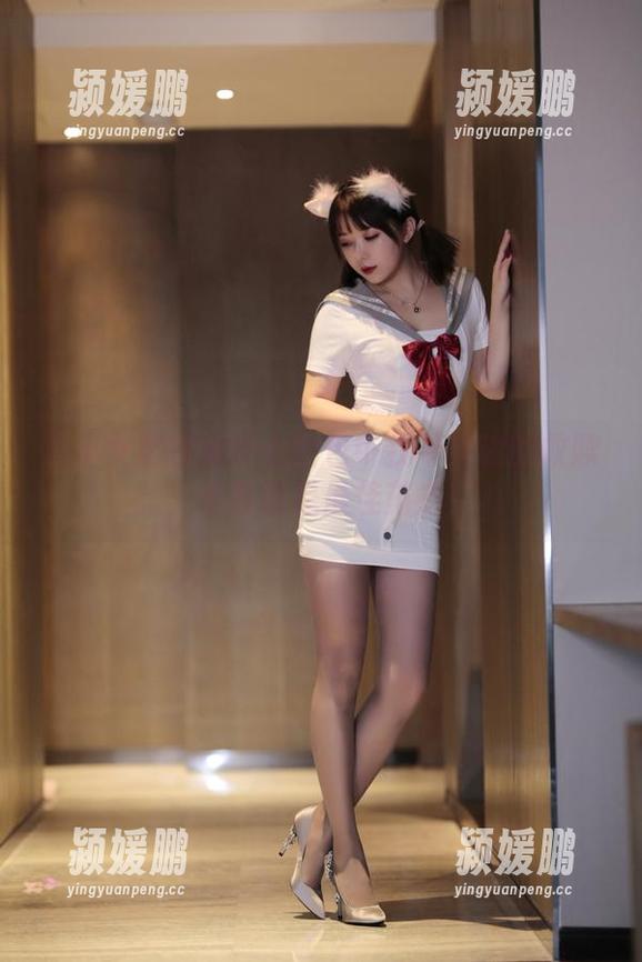 小女巫露娜 从小女巫露娜护士图包中找寻灵魂的救赎,心动就是最佳药方!