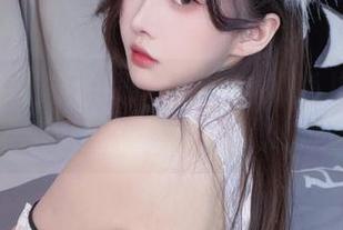 双马尾制服师生剧情？小小奶瓶儿的写真实在让我不想错过！
