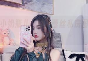 跟着小小奶瓶儿，白色蕾丝私房图集来袭！