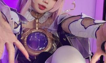 小瑶幺幺的礼服图册，敢不敢猜她的下一个“惊艳时刻”在哪？