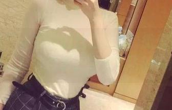微密圈 – 小芯酱的魅力时刻：微信朋友圈系列的照片合集，草长莺飞的瞬间！