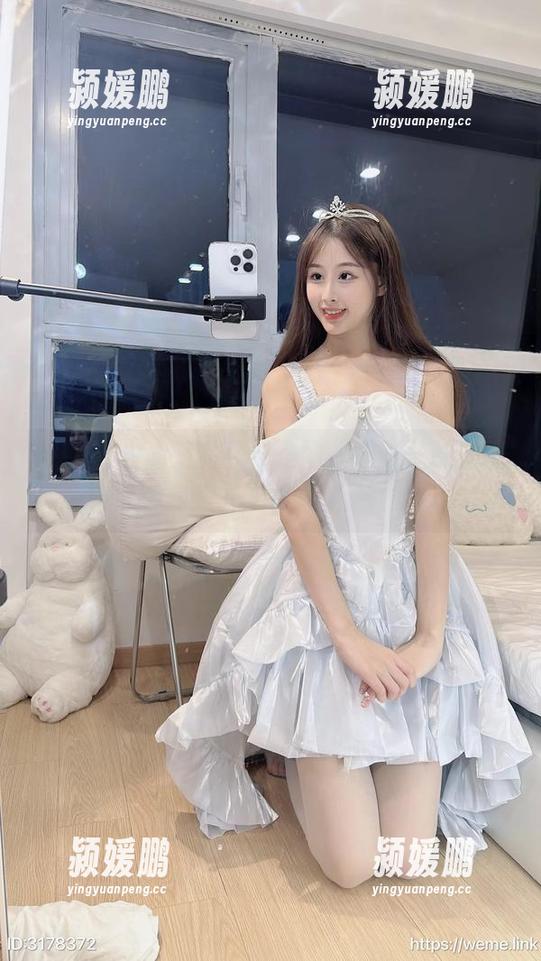 小萌子 微密圈 - 油亮的不仅是图,小萌子的美图分享里还有点小心机!
