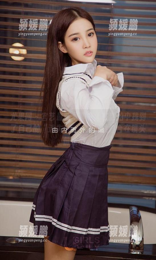 尤果网 - 宫艺最新写真集：在旅拍中找到了自己的“迷失”——我果然适合在镜头前发呆。