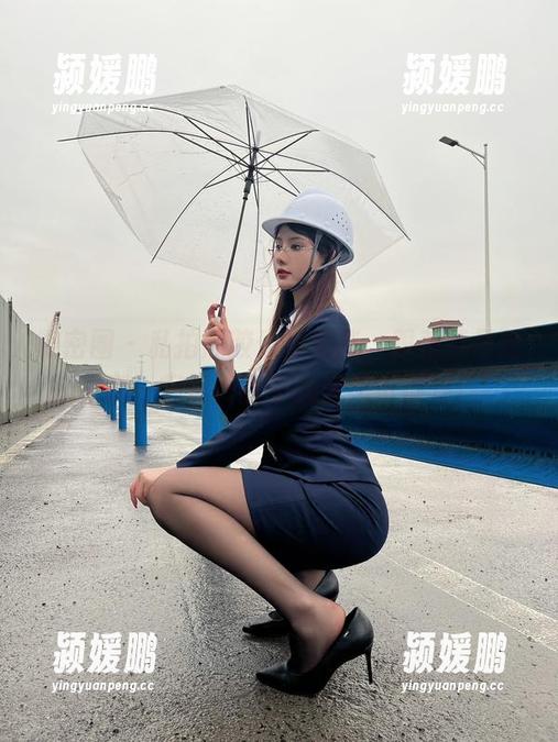就是阿朱啊 微密圈 - 私拍黑胶长袜合集,跟着就是阿朱啊一起玩转袜子的无限可能性!