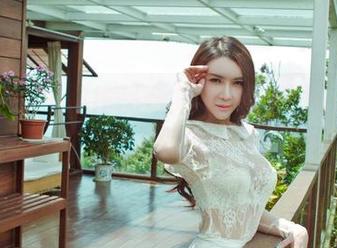 果团网奥莉娜作品合集下载：当阳光与影子做朋友！