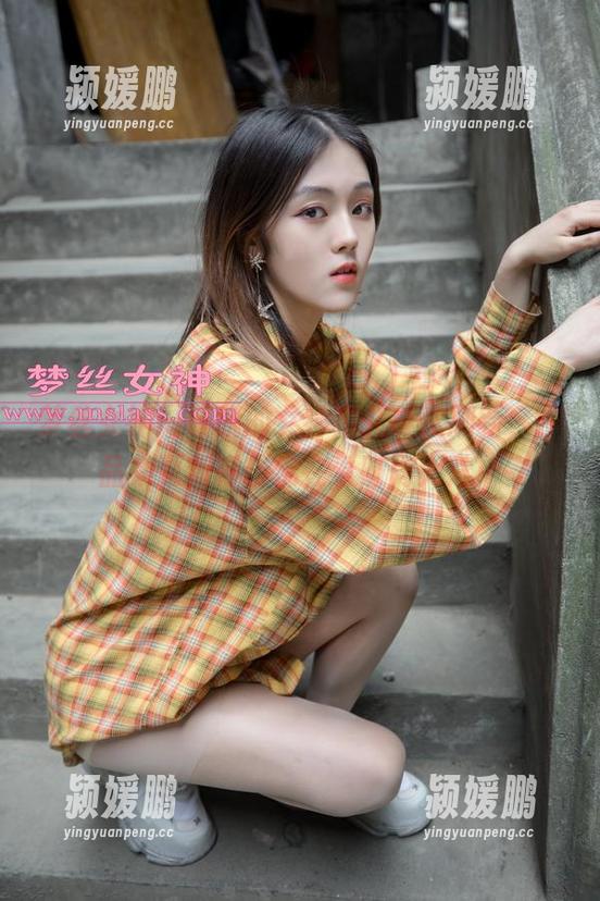 梦丝女神 - 晓晓的女神范儿再次刷新，作品集更新得仿佛在看时尚大片！