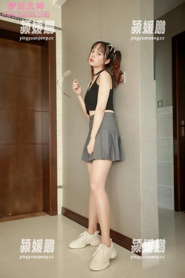 梦丝女神-王娇娇 梦丝女神 - 王娇娇的灰丝图册:每一张都像是在无声诉说,一种让人心动的气息。