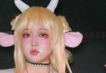 椒妮佐仁的全套裸足，原图里藏了多少故事？