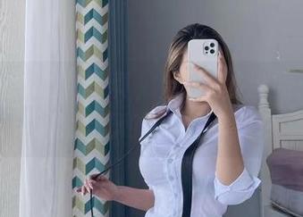 微密圈 – 定制写真，洁己u沙漏腰：我的心跳大概和她同频了吧？