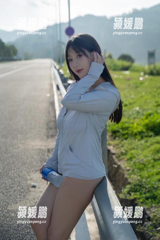 浅安安 精选浅安安白裙图包:你不知道的裙子可以让你一天都变得柔情似水!