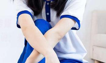 物恋传媒 – 嘉木的夏日私拍，乔木似乎在说：来一起感受这份隐秘吧！