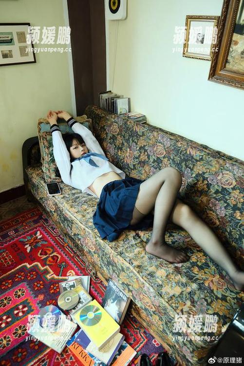 白莉爱吃巧克力 从白莉爱吃巧克力的Miku合集分享找到新的审美!居然可以这么好看?