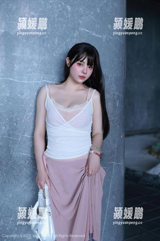 秀人网 - 柒喜小baby和服合集——穿上和服的她，仿佛在时光里穿梭，谁能不爱？