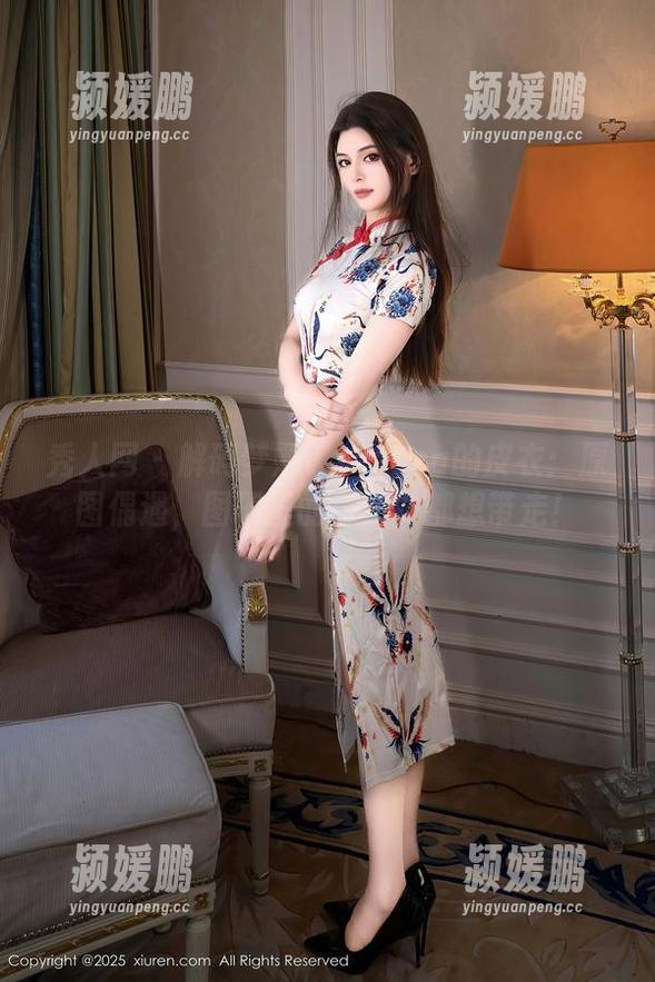 秀人网 - 解码梦娜Vanessa的皮衣：原图偶遇，图册里的每一寸都想带走！