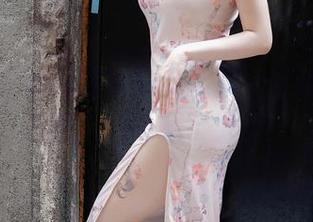 秀人网 – 糖糖最新修女图集：别被光环晃了眼，她隐藏了太多！