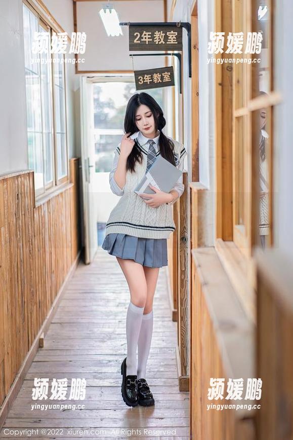 秀人网-糯美子mini 秀人网 - 网盘神秘事件:糯美子mini的黑丝肚兜儿合集,偷偷告诉你,真香!