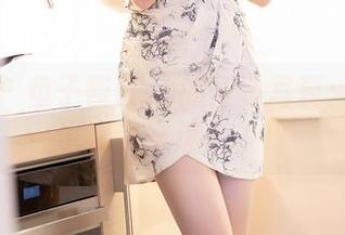 秀人网 – 鱼子酱fish的圣诞写真：无圣光也能这么迷人？！