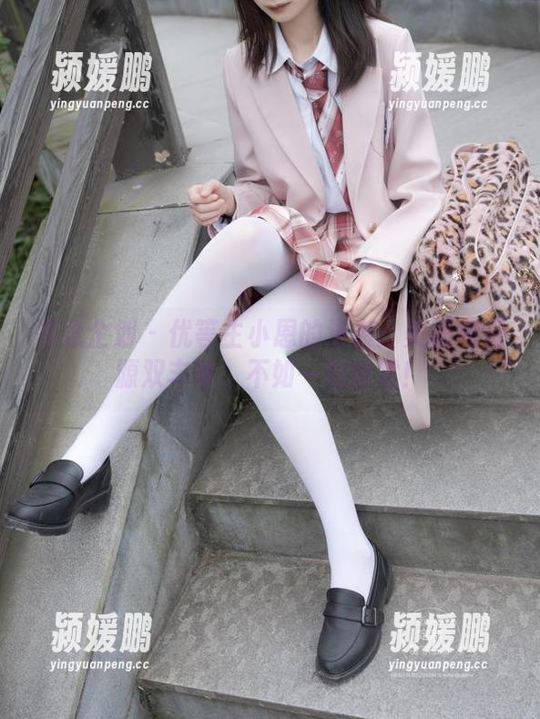紧急企划 - 优等生小恩的逆袭：美图和资源双丰收，不如一起欣赏！
