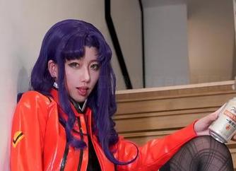 热辣出炉！绞肉姬星见雅的最新自拍套图更新
